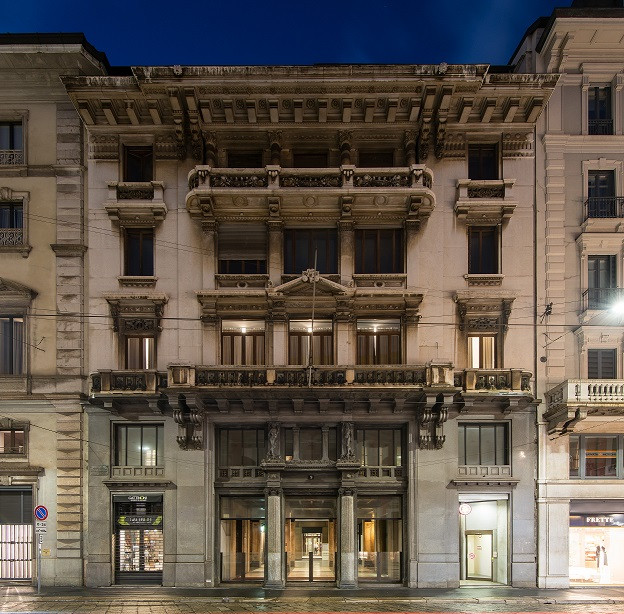 Palazzo storico di via Manzoni a Milano a Merope AM