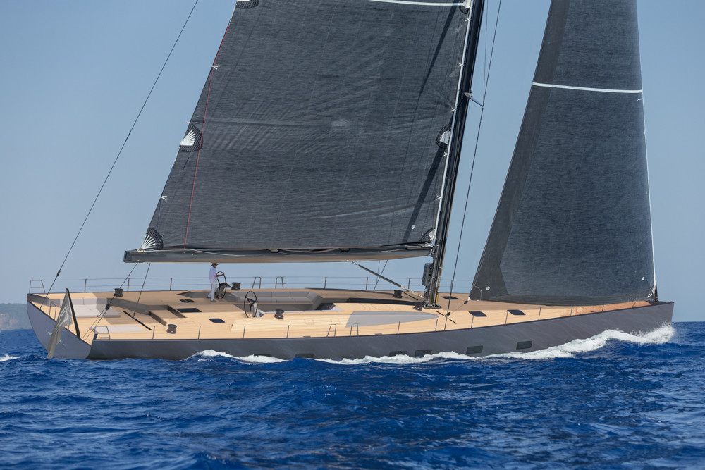 In mare un nuovo Wally 101 a vela full custom, armatore è europeo