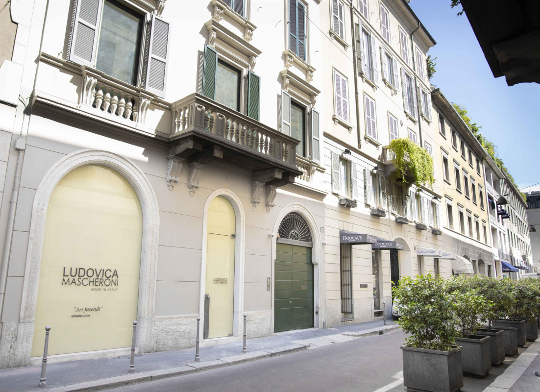 Milano, lavori in corso in via Gesù. Ludovica Mascheroni apre 'L’Appartamento'