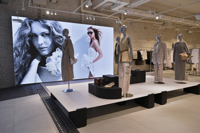Ricavi per 4,68 mld di euro per H&M nel primo trimestre, sale utile a 105 mln euro